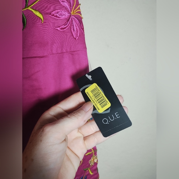 New Que Pants Crop Capri Boho Embroidered Pink - Picture 11 of 16